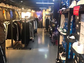 附近的上品折扣店，探寻优质低价购物的绝佳去处，探寻附近上品折扣店，优质低价购物的绝佳场所