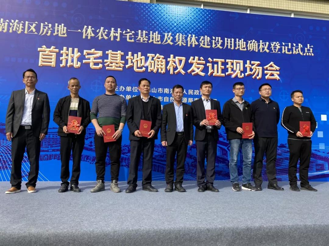 南海风云，全球目光聚焦，27国涌入南海，南海风云再起，全球聚焦，27国争相涌入