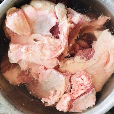 家常酱牛肉的做法，美味与健康并存，家常酱牛肉，美味与健康，轻松制作！