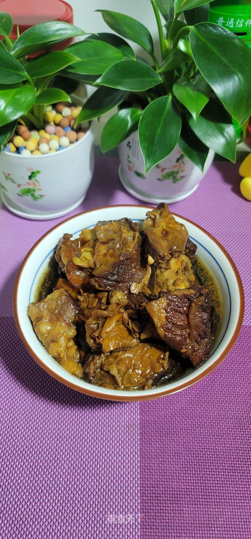 红烧牛排骨的正宗做法，传统与美味的完美结合，红烧牛排骨正宗做法，传统与美味的融合之道