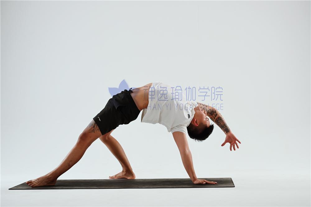 瑜伽的正确呼吸方法是什么？深度解析瑜伽呼吸之道，瑜伽呼吸之道，深度解析正确的瑜伽呼吸方法