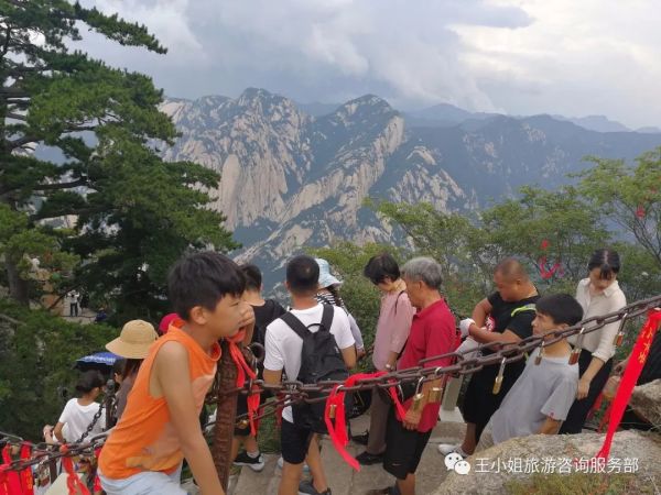 华山游览攻略，探寻免票进山的秘密角落，华山游览秘籍，探寻免费进山的隐秘角落