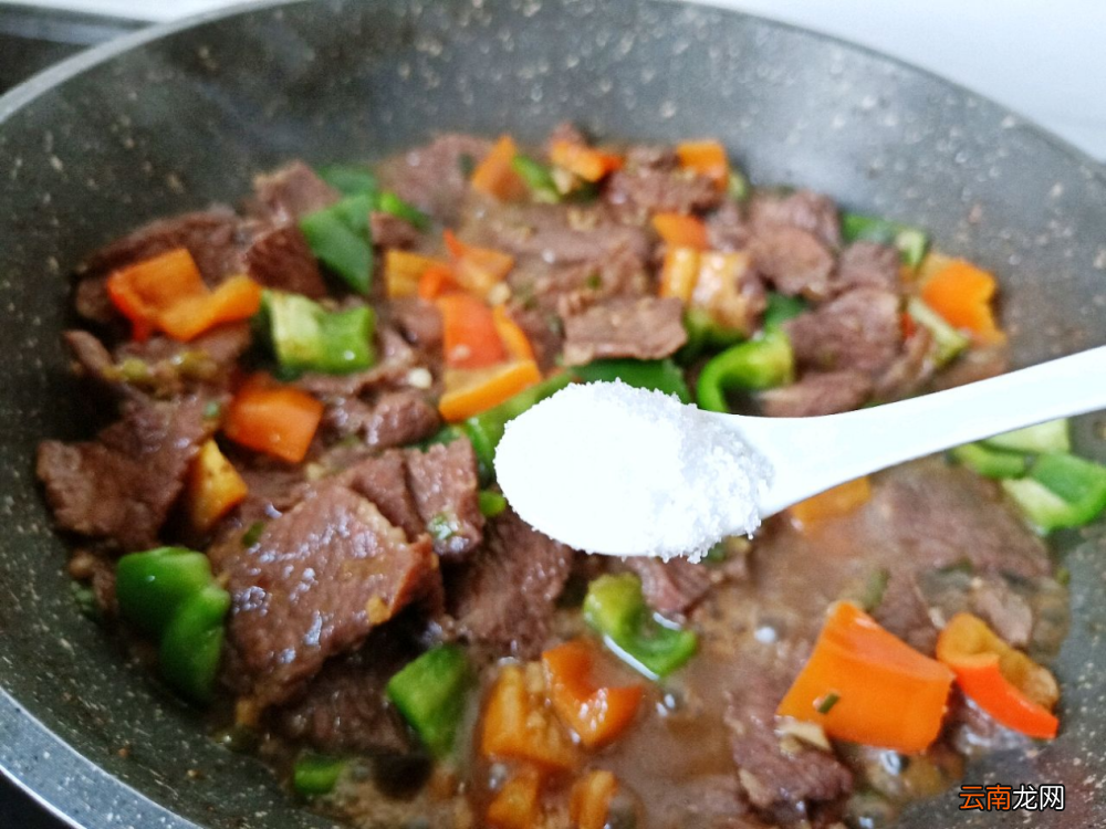 牛肉的烹饪之道，如何炒出美味又嫩滑的牛肉，牛肉烹饪秘诀，如何炒制美味嫩滑牛肉的终极指南
