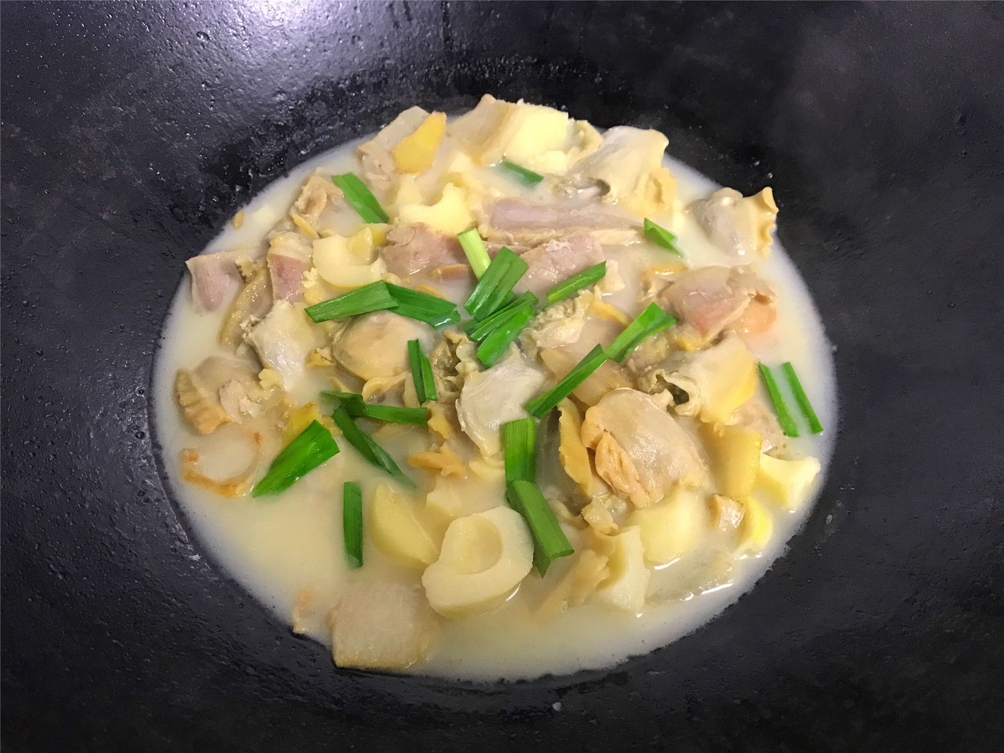 河蚌的做法大全，美味佳肴的烹饪指南，河蚌烹饪指南，美味佳肴的制作大全