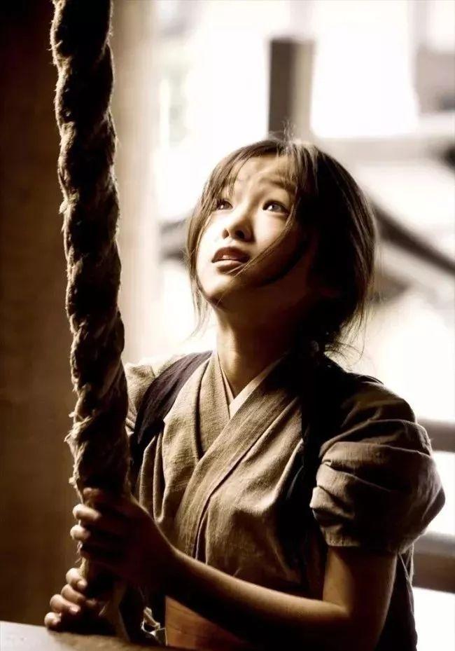 艺伎回忆录结局，命运交织下的自我超越与成长感悟，艺伎回忆录，命运交织中的自我超越与成长感悟