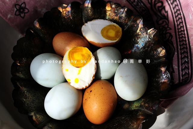 腌鸭蛋的盐水配方，传统工艺与现代技术的完美结合，传统与现代交融，腌鸭蛋盐水配方揭秘