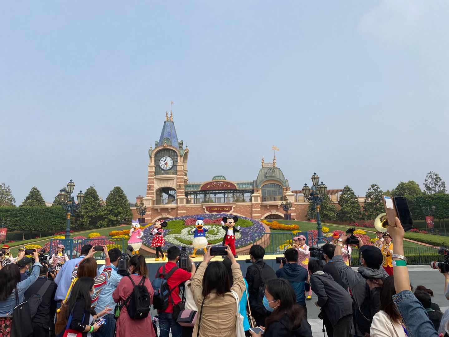 上海迪士尼乐园重开四天的独特体验，上海迪士尼乐园四日重开独特体验纪实