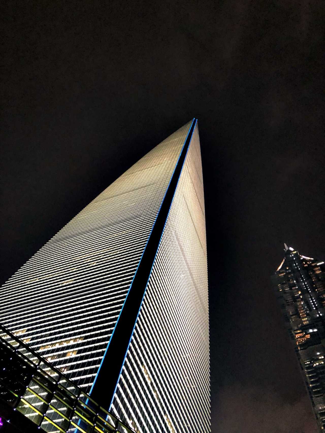 上海环球金融中心，现代金融的璀璨明珠，上海环球金融中心，现代金融的璀璨地标