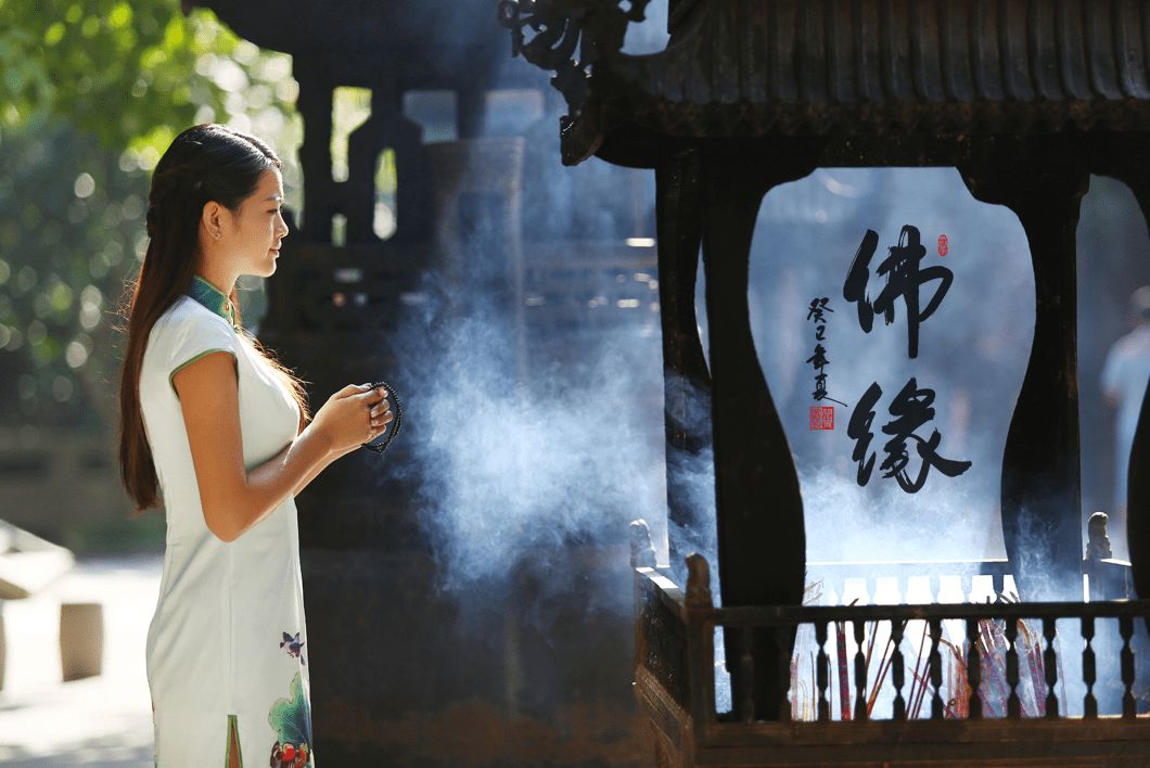 免费测婚姻缘，探寻幸福的红线之旅，免费婚姻缘测试，探寻红线之旅，解锁你的幸福密码