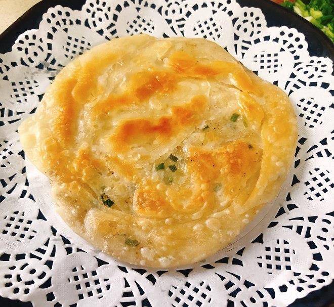 最简单的葱油饼做法，轻松上手，美味呈现，最简单的葱油饼制作教程，轻松上手，美味呈现