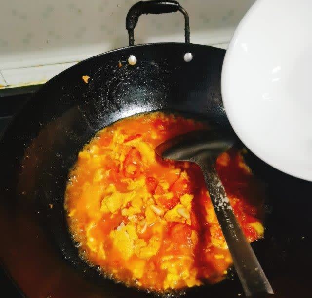 西红柿鸡蛋汤，一道家常美味汤品的做法，西红柿鸡蛋汤，家常美味汤品的制作指南