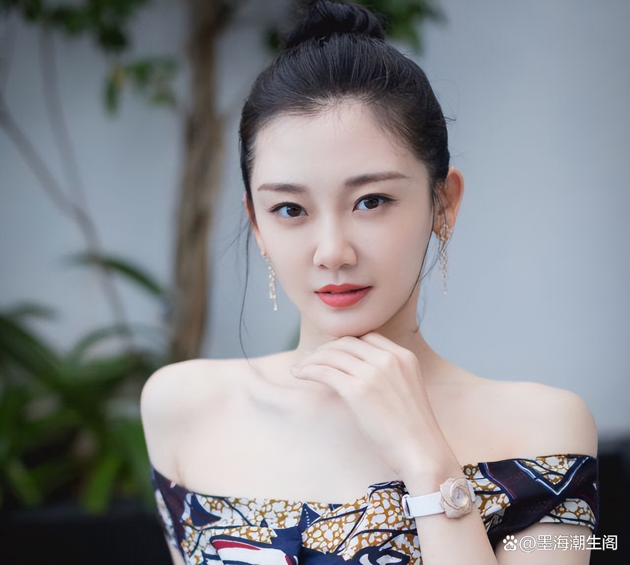 郑恺女友苗苗的个人资料与星座解析，郑恺女友苗苗，个人资料揭秘与星座解析