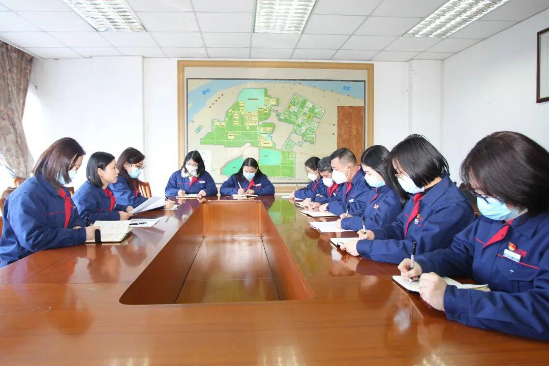 兵器知识概览，2023年展望，兵器知识概览，展望2023年兵器发展趋势