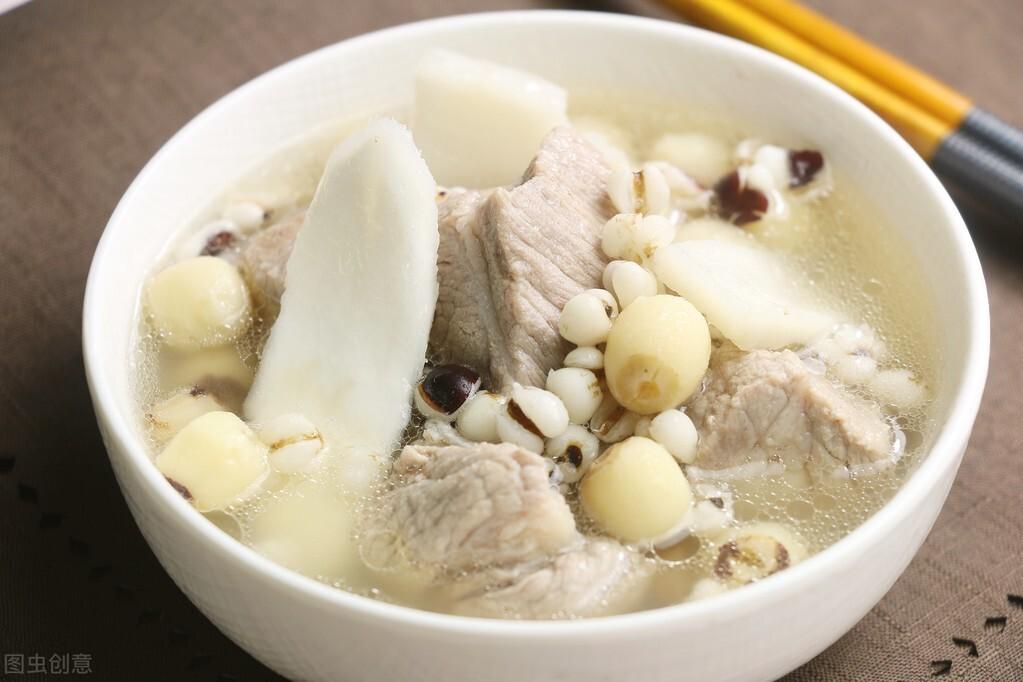 炖排骨汤，美味与营养的完美结合，炖排骨汤，美味与营养的绝佳融合
