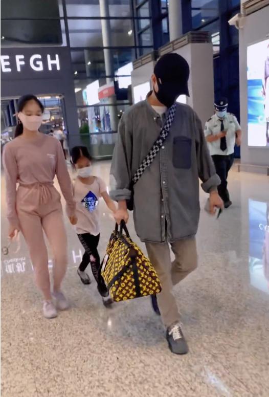 马伊琍的爸爸个人简历，马伊琍爸爸的个人简历揭秘