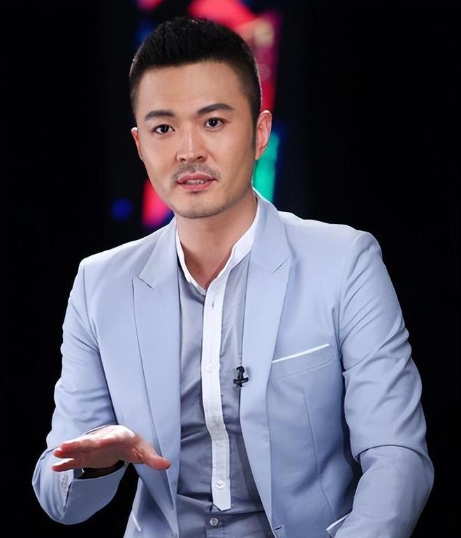 演员于小伟的个人资料，演员于小伟个人资料揭秘