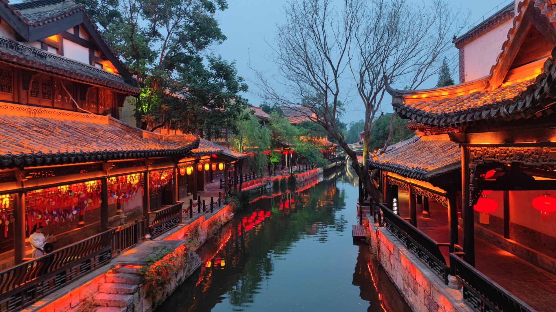 台儿庄古城，历史与现代的交融，究竟好不好玩？，台儿庄古城，历史与现代的交融，究竟魅力如何？